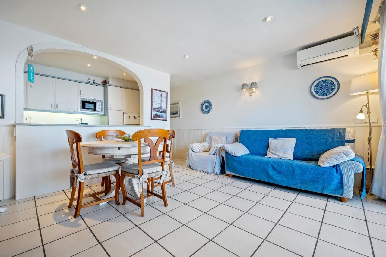 Hauzify I Apartament Capellans Салоу Екстериор снимка